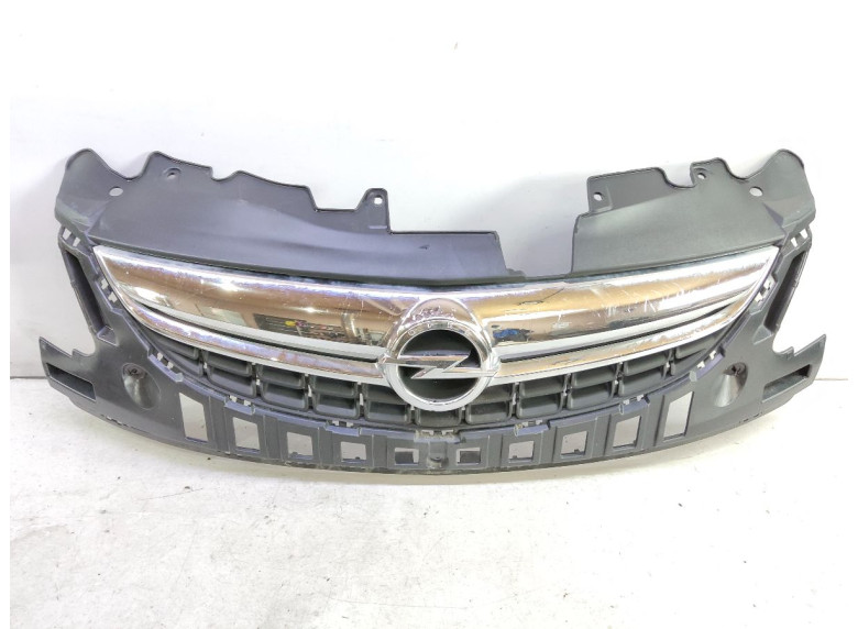 Решетка радиатора к Opel Corsa, 2011г.
