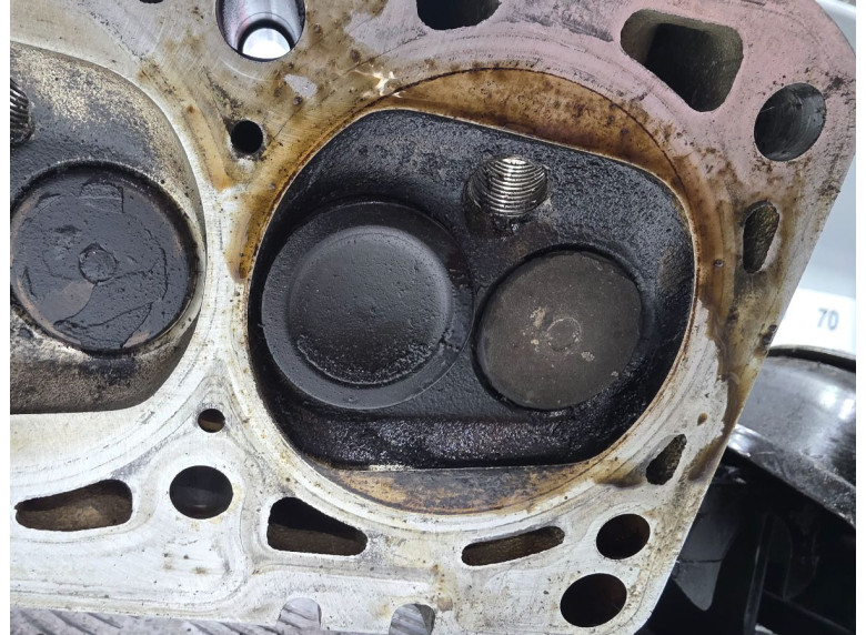 Головка блока цилиндров к Audi A3, 2000г.