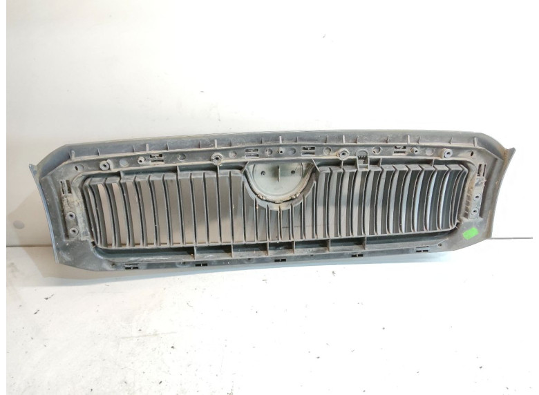 Решетка радиатора к Skoda Fabia, 2004г.