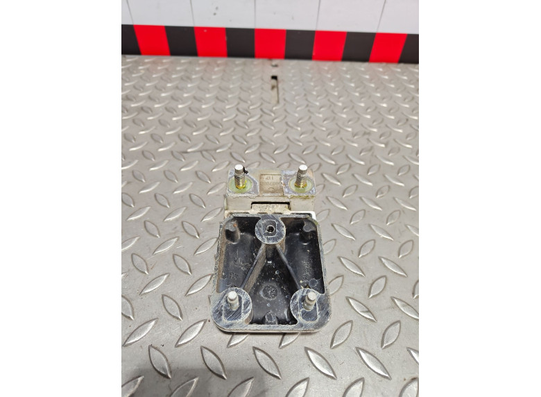 Петля двери задней правой к Citroen Jumpy, 2000г.