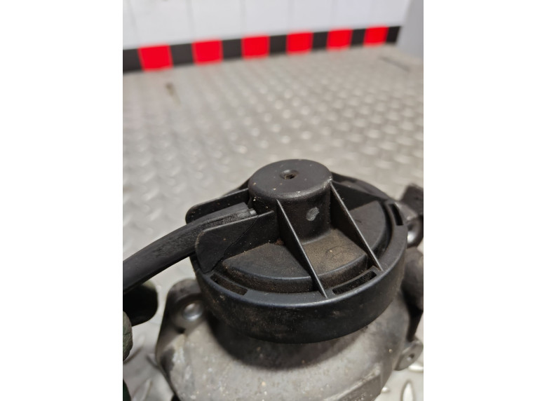 Клапан EGR к Mercedes Vito W638, 2002г.