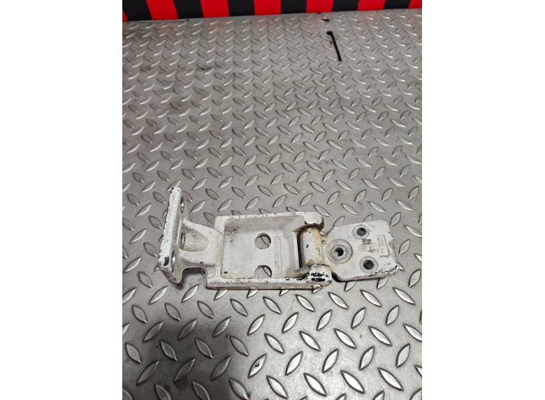 Петля двери задней левой к Volkswagen Crafter, 2010г.