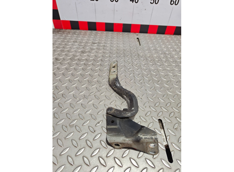Петля капота правая к Mercedes Vito W639, 2007г.