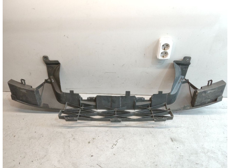 Кронштейн крепления бампера переднего к Ford C-Max, 2006г.