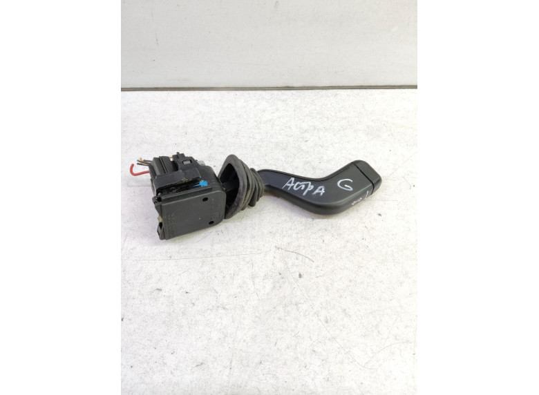 Переключатель поворотов к Opel Astra, 2001г.