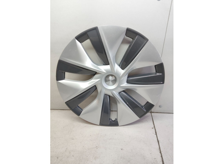 Колпак колесный к Tesla Model Y, 2023г.