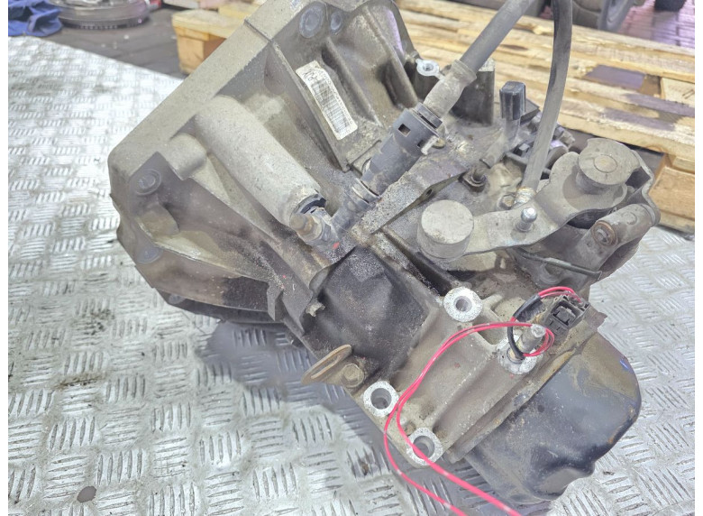 КПП механическая (МКПП) к Suzuki SX4, 2006г.