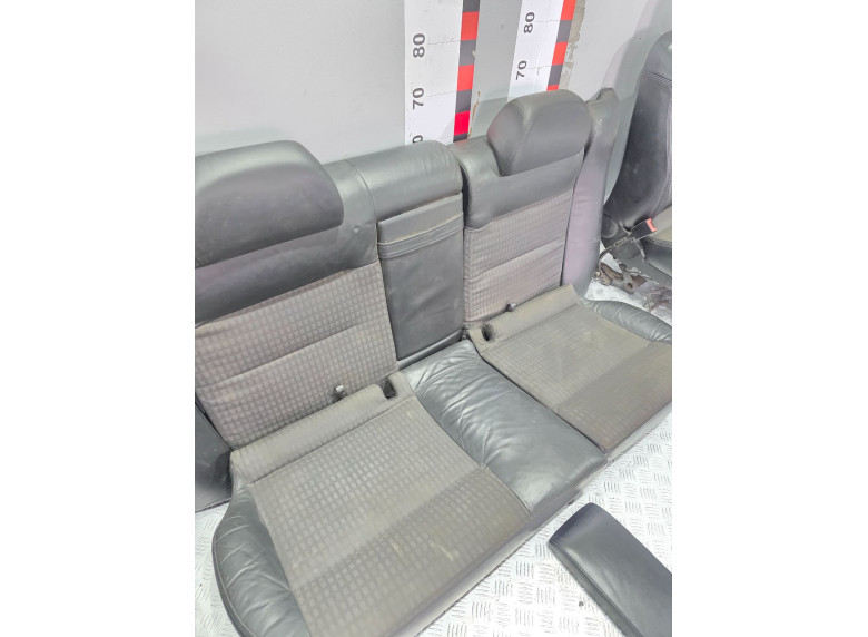 Салон (комплект сидений) к Volkswagen Passat, 2002г.