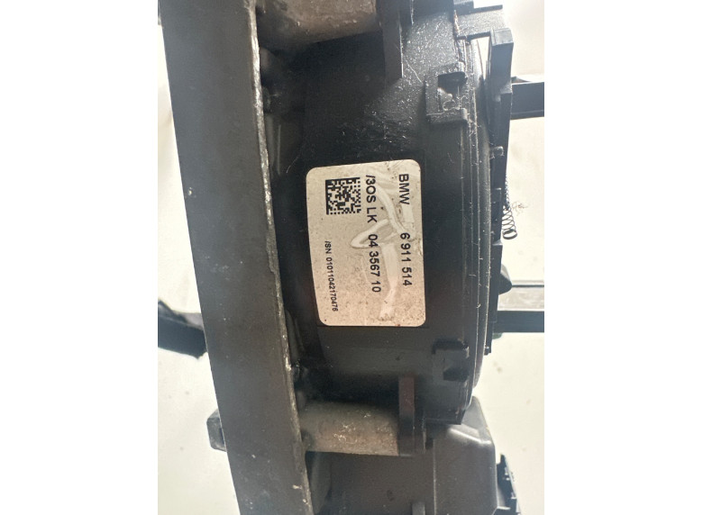 Переключатель подрулевой (стрекоза) к BMW 5 E60/E61, 2006г.
