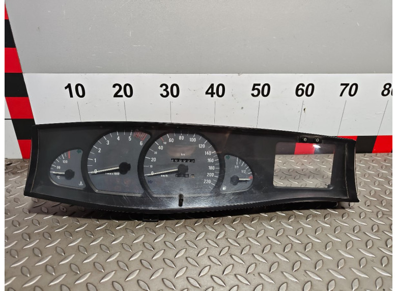 Щиток приборов (приборная панель) к Opel Omega, 2001г.