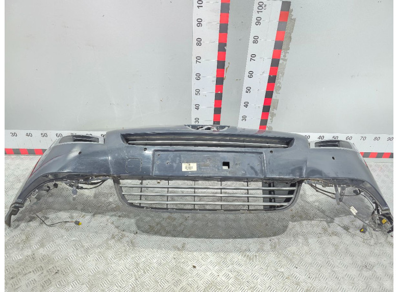 Бампер передний к Peugeot 5008, 2012г.