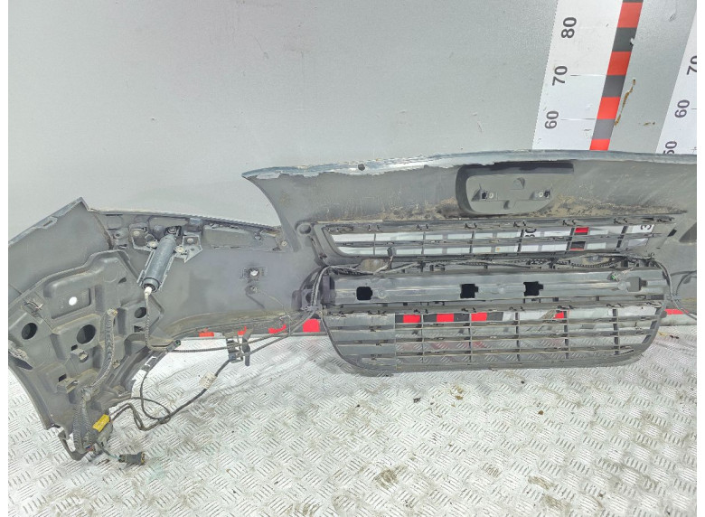 Бампер передний к Peugeot 5008, 2012г.