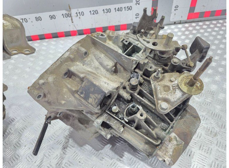 КПП механическая (МКПП) к Peugeot 406, 2002г.