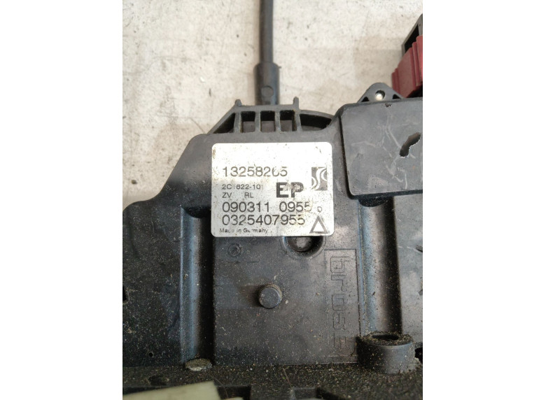 Замок двери задней левой к Opel Corsa, 2009г.