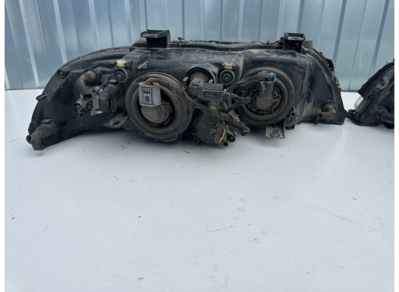 Фара передняя (комплект) к BMW 5 E39, 2001г.