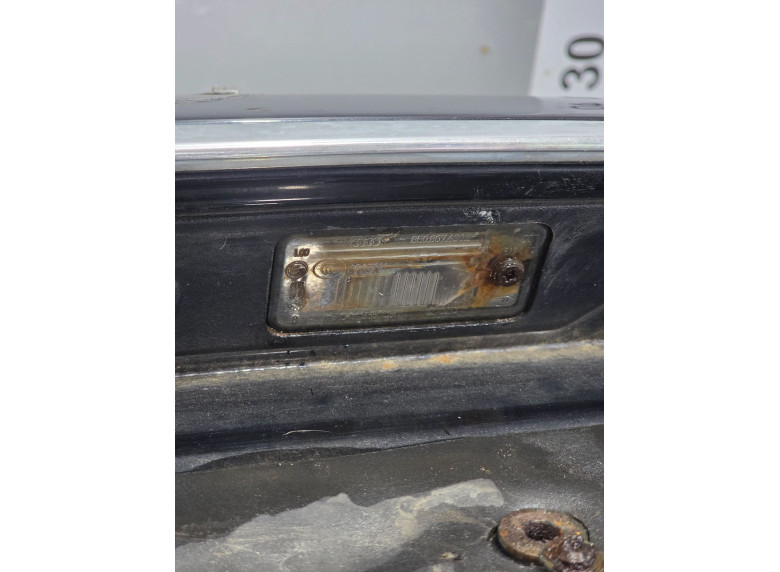 Кнопка открытия багажника к Audi A6, 2006г.