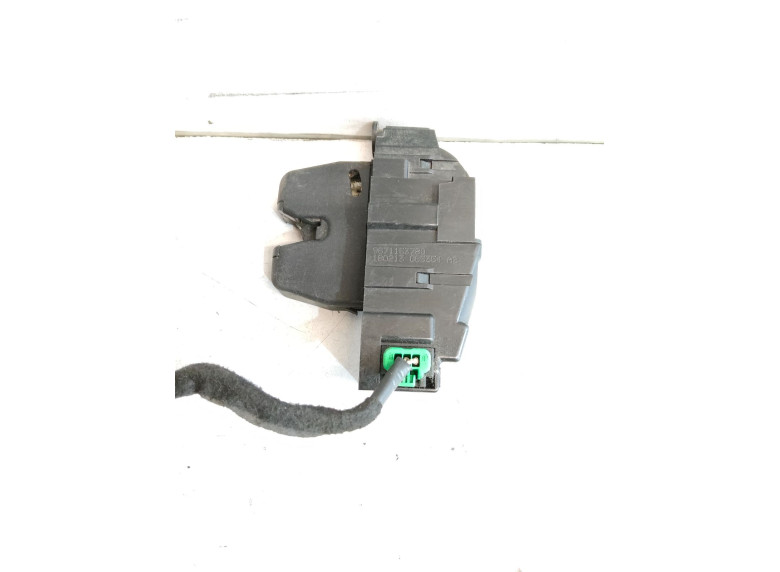 Замок багажника к Citroen C4 Picasso, 2013г.
