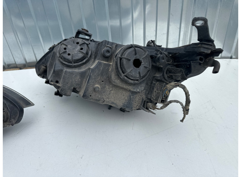 Фара передняя (комплект) к BMW 5 E60/E61, 2006г.