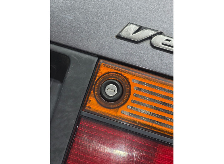 Кнопка открытия багажника к Volkswagen Vento, 1995г.