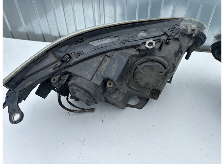 Фара передняя (комплект) к BMW 5 E60/E61, 2004г.