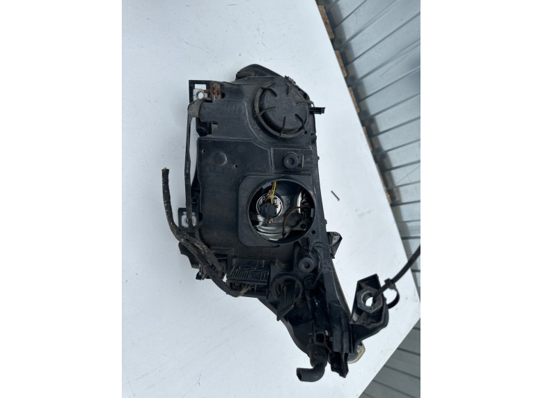 Фара передняя (комплект) к BMW 5 E60/E61, 2004г.