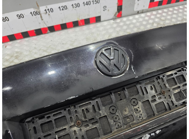 Крышка багажника (дверь 3-5) к Volkswagen Passat, 2002г.