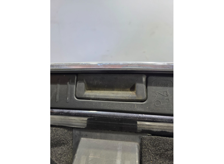 Кнопка открытия багажника к Skoda Superb, 2010г.