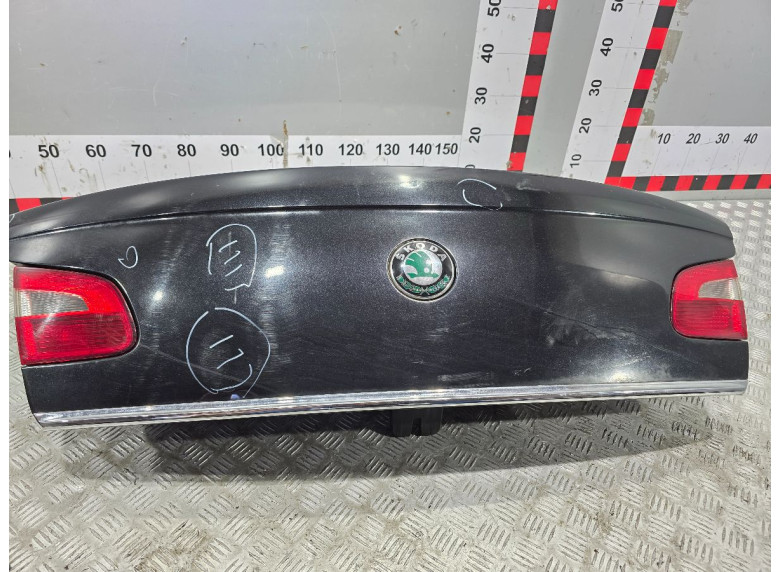 Крышка багажника (дверь 3-5) к Skoda Superb, 2010г.