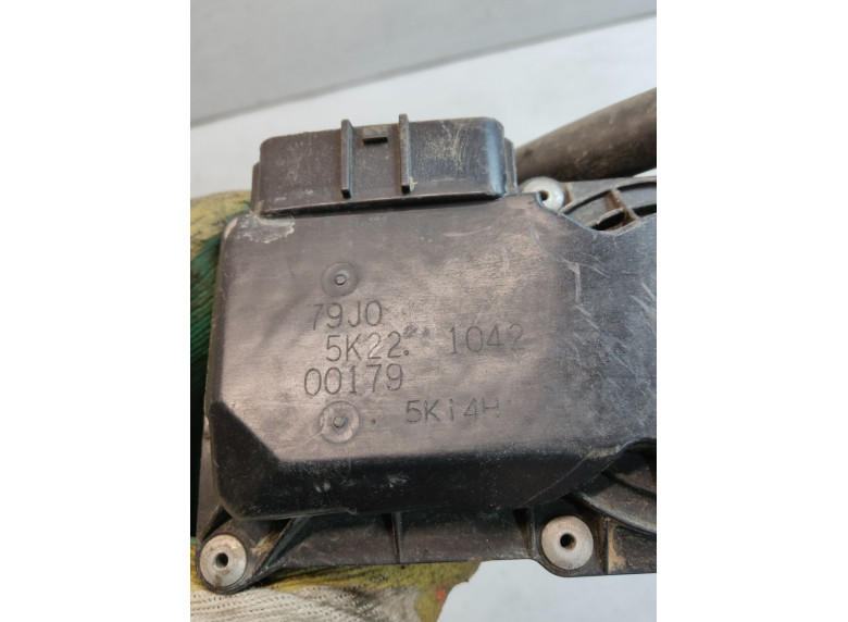 Заслонка дроссельная к Suzuki SX4, 2006г.