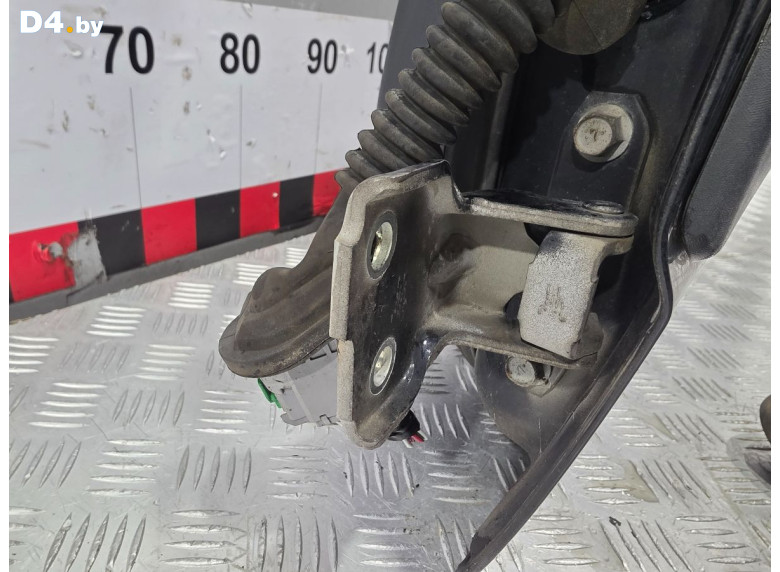 Петля двери передней левой к Suzuki SX4 2009 г.