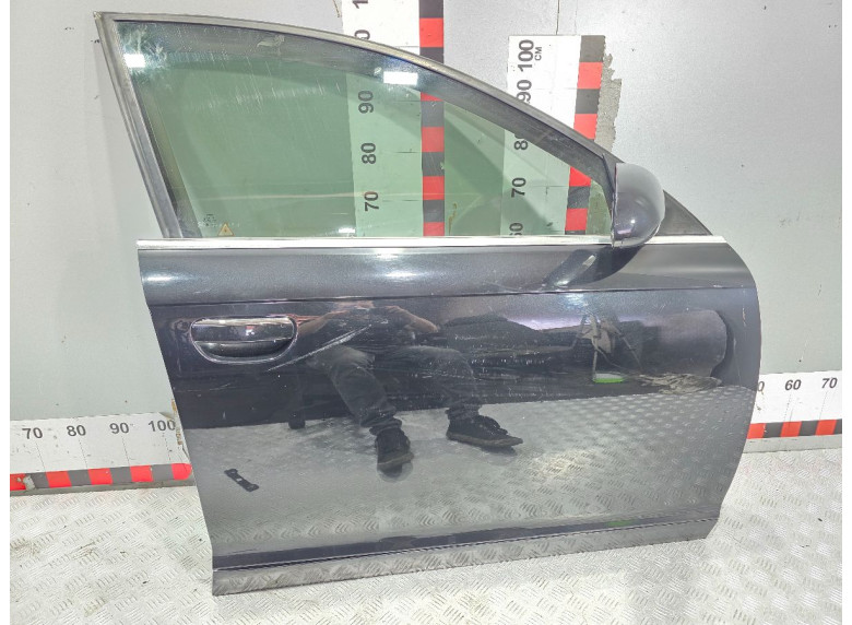 Замок двери передней правой к Audi A6, 2006г.
