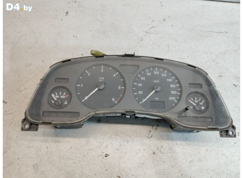 Щиток приборов (приборная панель) к Opel Astra 1999 г.