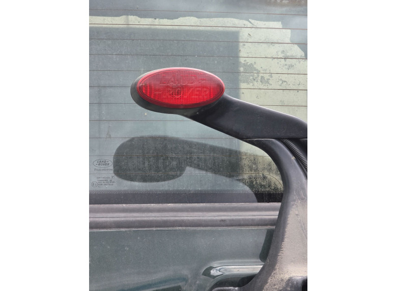 Фонарь противотуманный центральный к Land-Rover Freelander, 2000г.