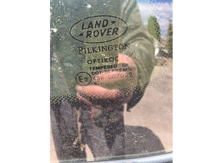 Стекло кузовное боковое левое к Land-Rover Freelander, 2000г.