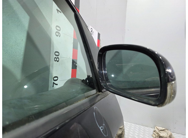 Зеркало наружное правое к Volkswagen Touran, 2005г.