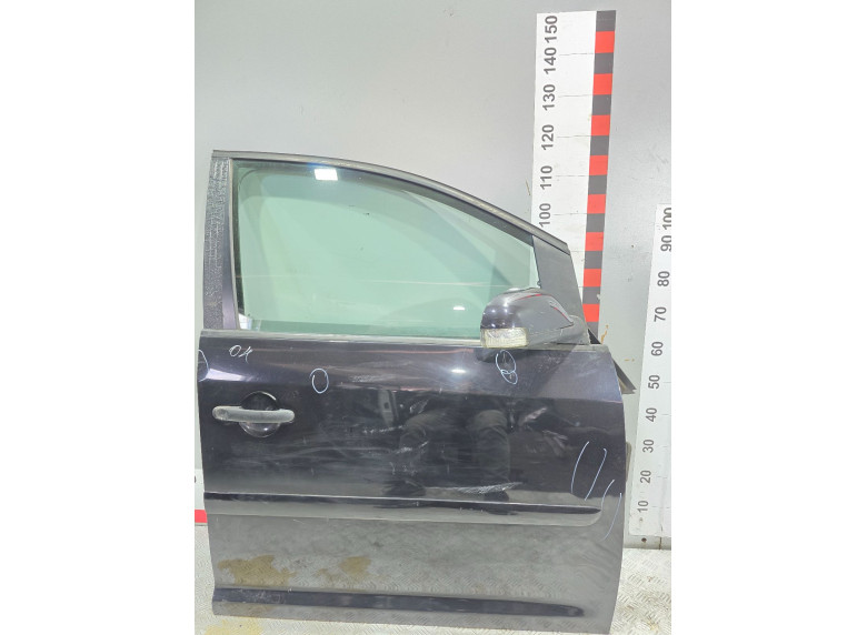 Дверь передняя правая к Volkswagen Touran, 2005г.