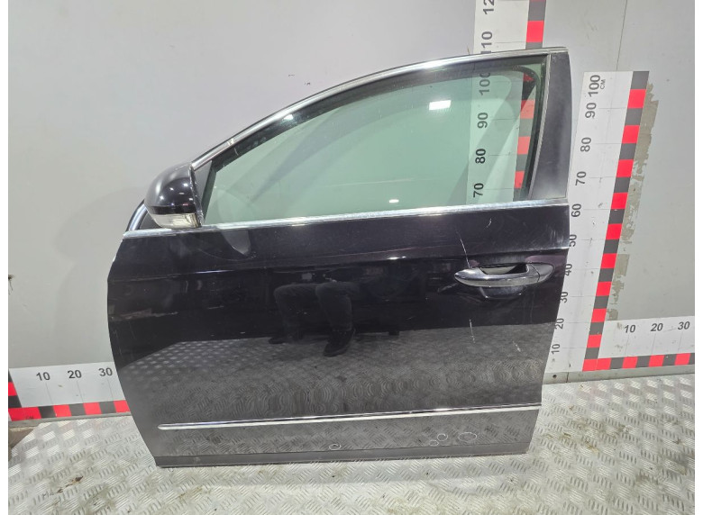 Ручка наружная передняя левая к Volkswagen Passat, 2006г.