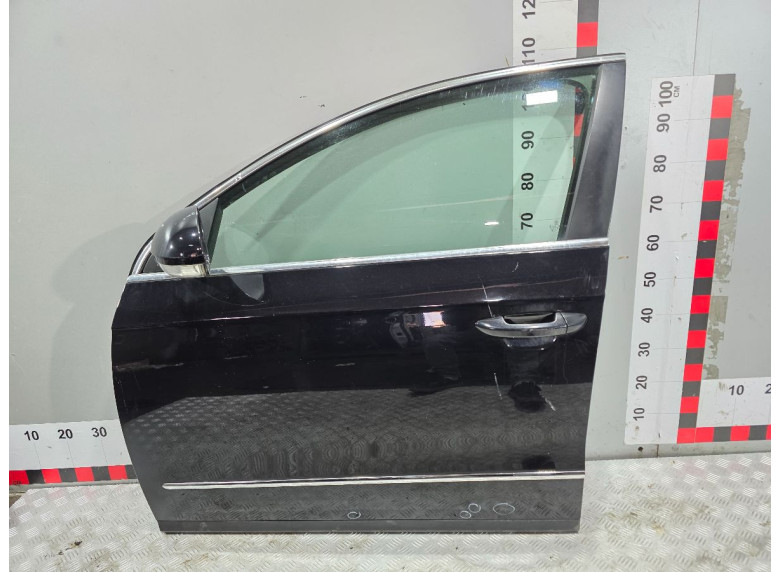 Дверь передняя левая к Volkswagen Passat, 2006г.