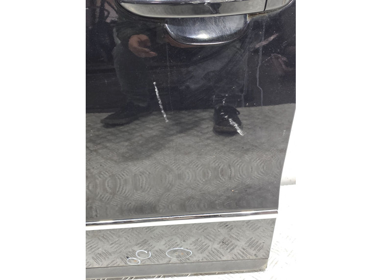 Дверь передняя левая к Volkswagen Passat, 2006г.