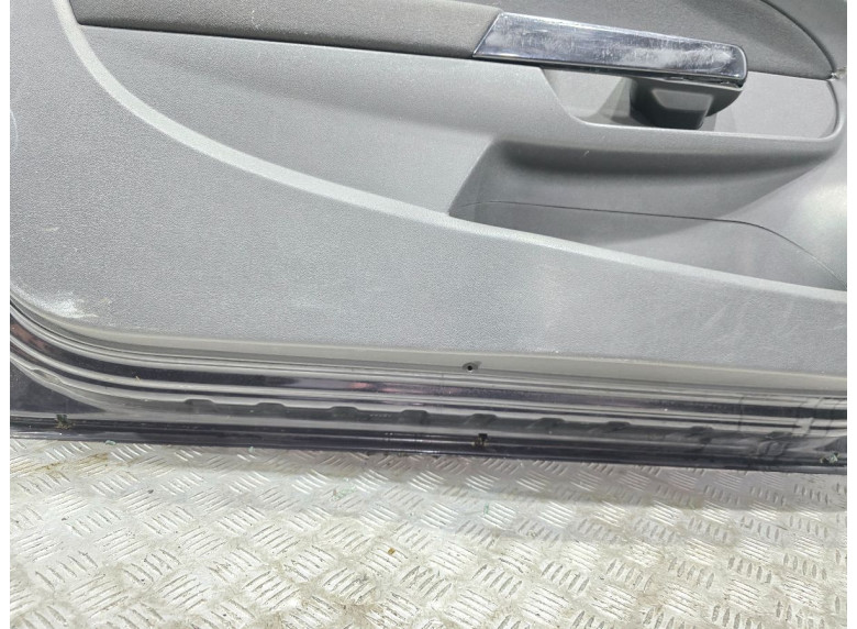 Дверь передняя левая к Opel Corsa, 2009г.