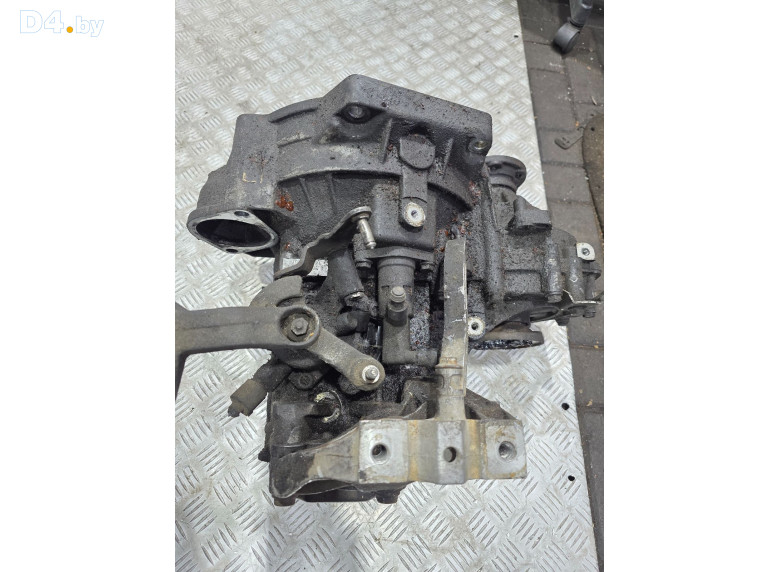 КПП механическая (МКПП) к Volkswagen Passat 2006 г.