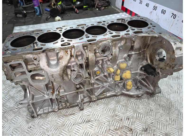 Блок цилиндров к BMW 7 G11/G12, 2018г.