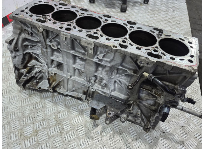 Блок цилиндров к BMW 7 G11/G12, 2018г.