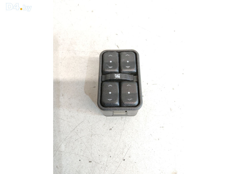 Блок управления стеклоподъемниками к Opel Zafira 2003 г.