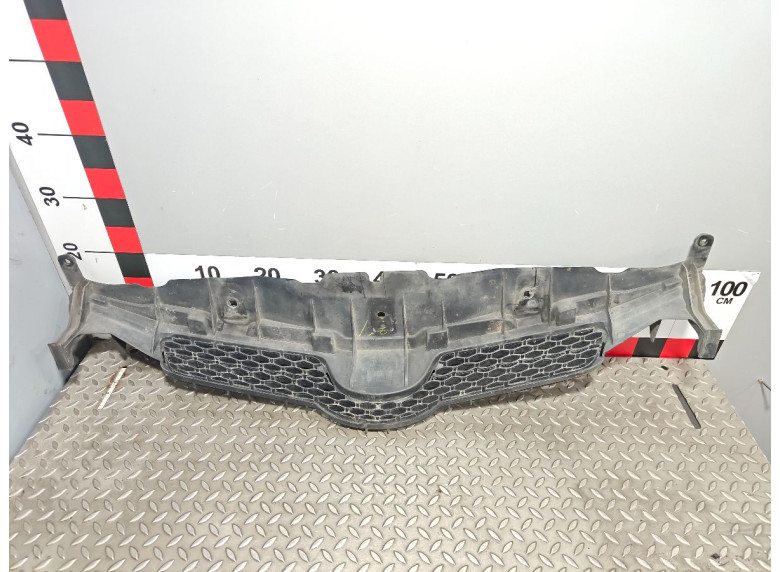 Решетка радиатора к Toyota Auris, 2008г.