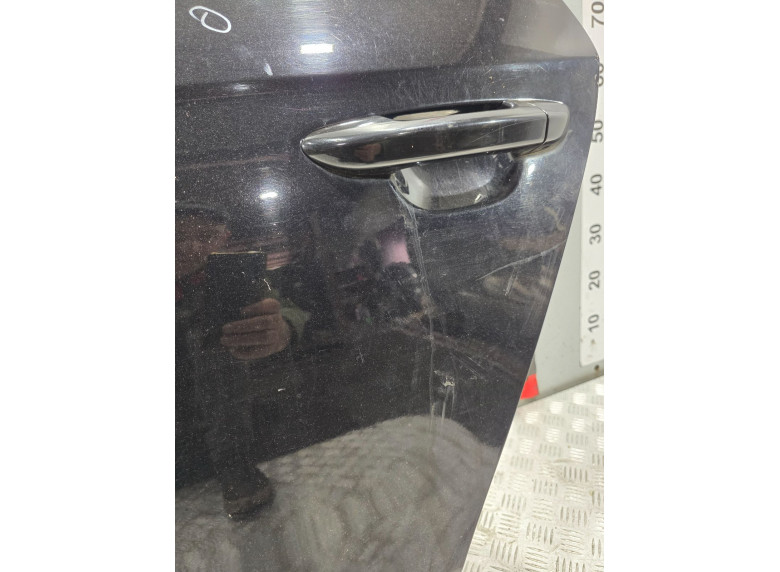 Дверь задняя левая к Volkswagen Passat, 2006г.