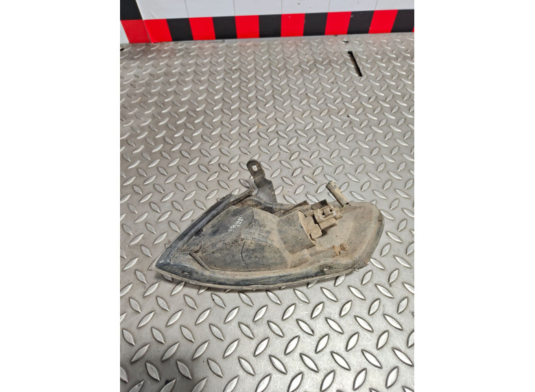Поворотник правый к Mazda 626, 1998г.
