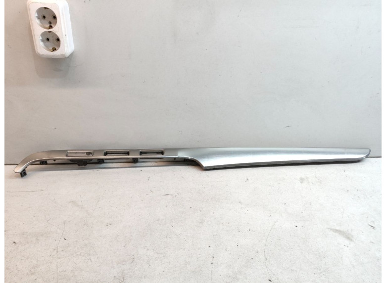 Накладка декоративная на торпедо к Ford S-Max, 2007г.