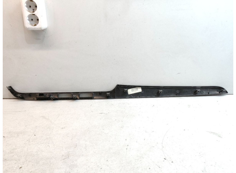 Накладка декоративная на торпедо к Ford S-Max, 2007г.