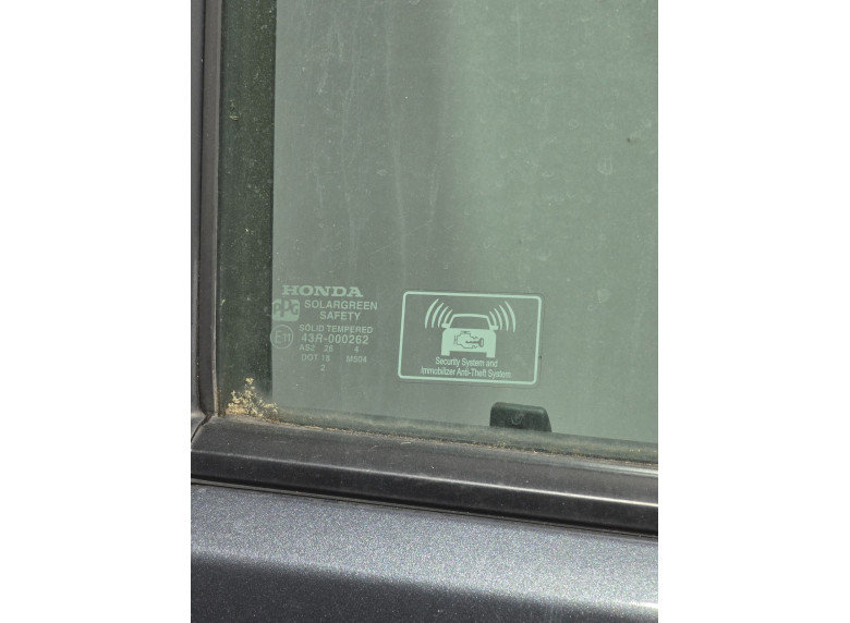 Стекло двери передней правой к Honda Odyssey, 2003г.